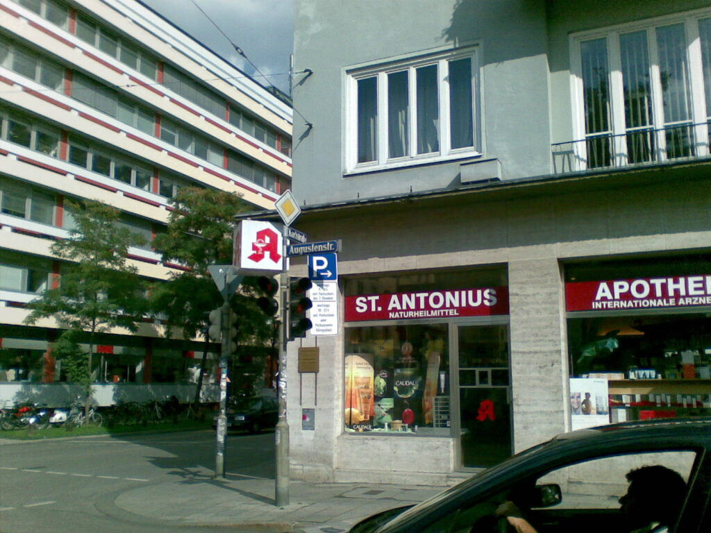 ST. ANTONIUS 聖安東尼藥房(2015) St. Antonius Apotheke聖安東尼藥房(2015)